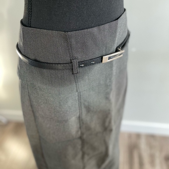 Grey Smart Set Skirt Suite Size 2 - Picture 3 of 6